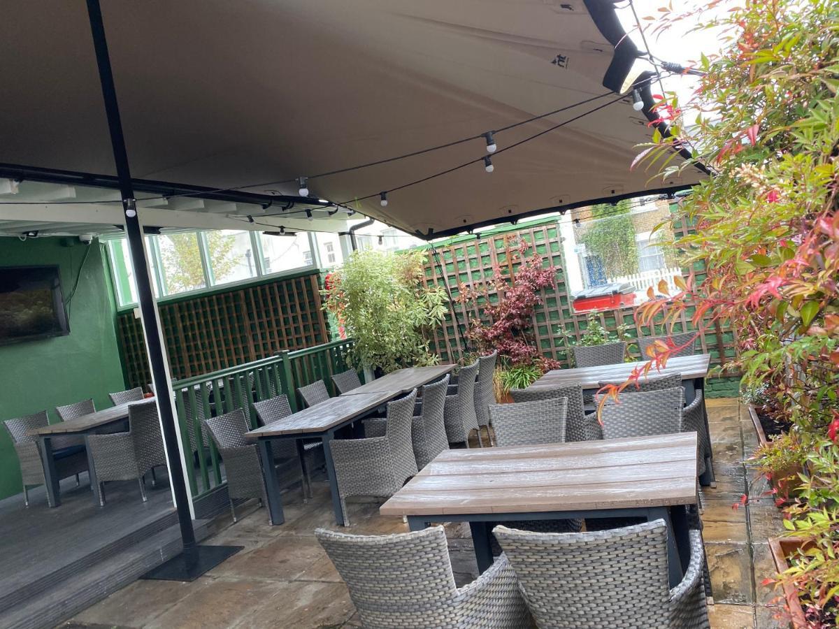 Gasthof Black Lion 3*